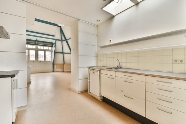 Medium property photo - Rijnsburgerweg 18, 2333 AA Leiden